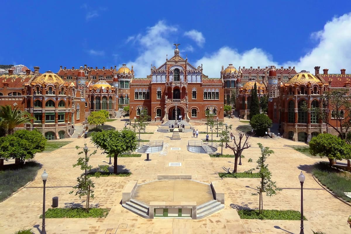 Hospital de Sant Pau Barcelona: History, Architecture and Legacy
